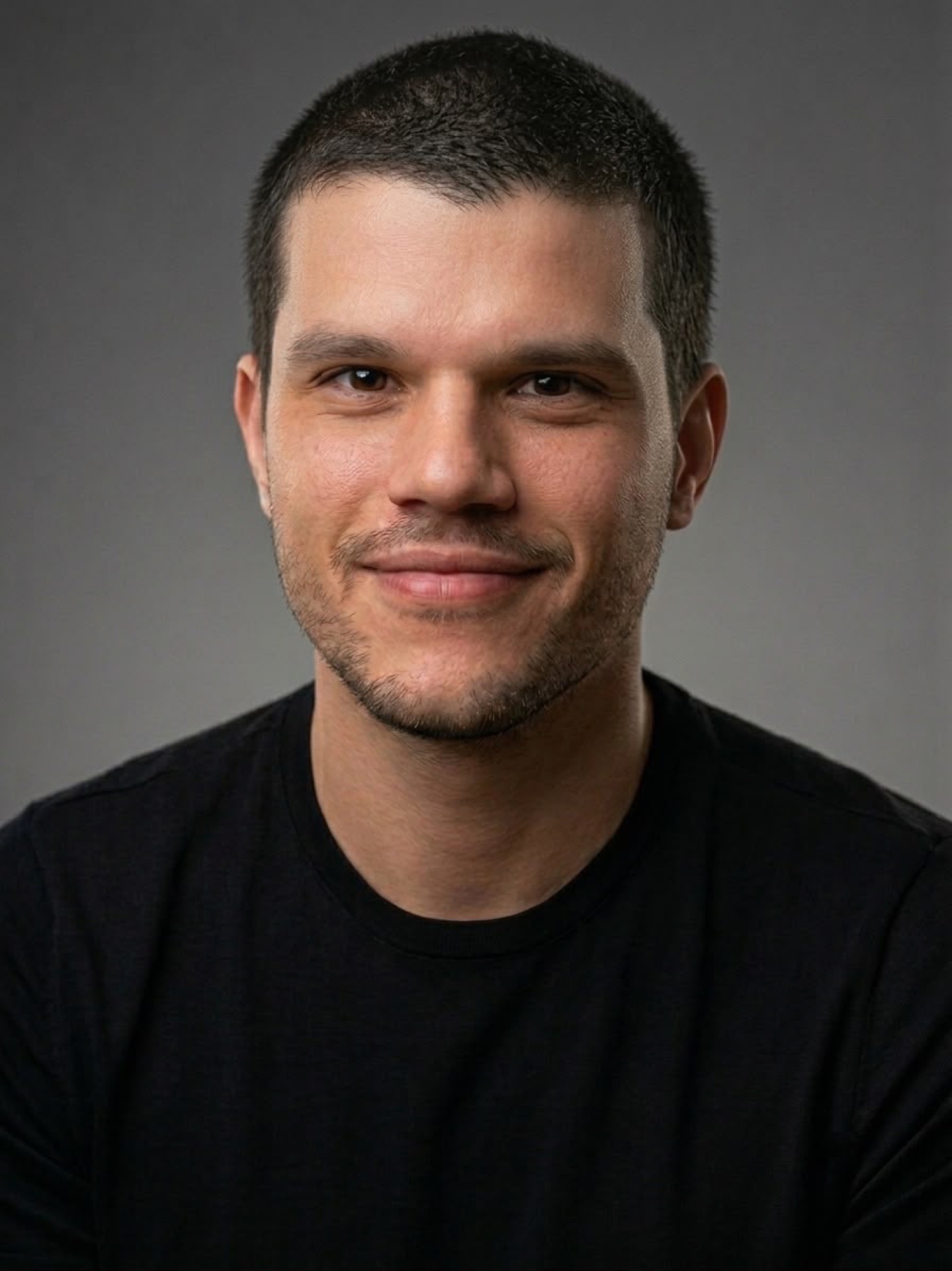 Luis M. Herrera Q.